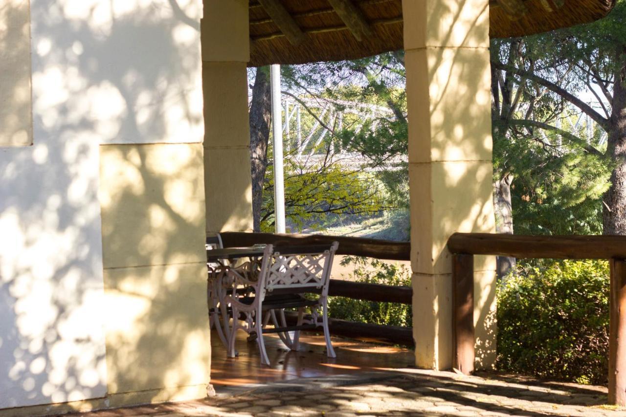 Riverside Lodge & Conference Center Aliwal North Exterior foto