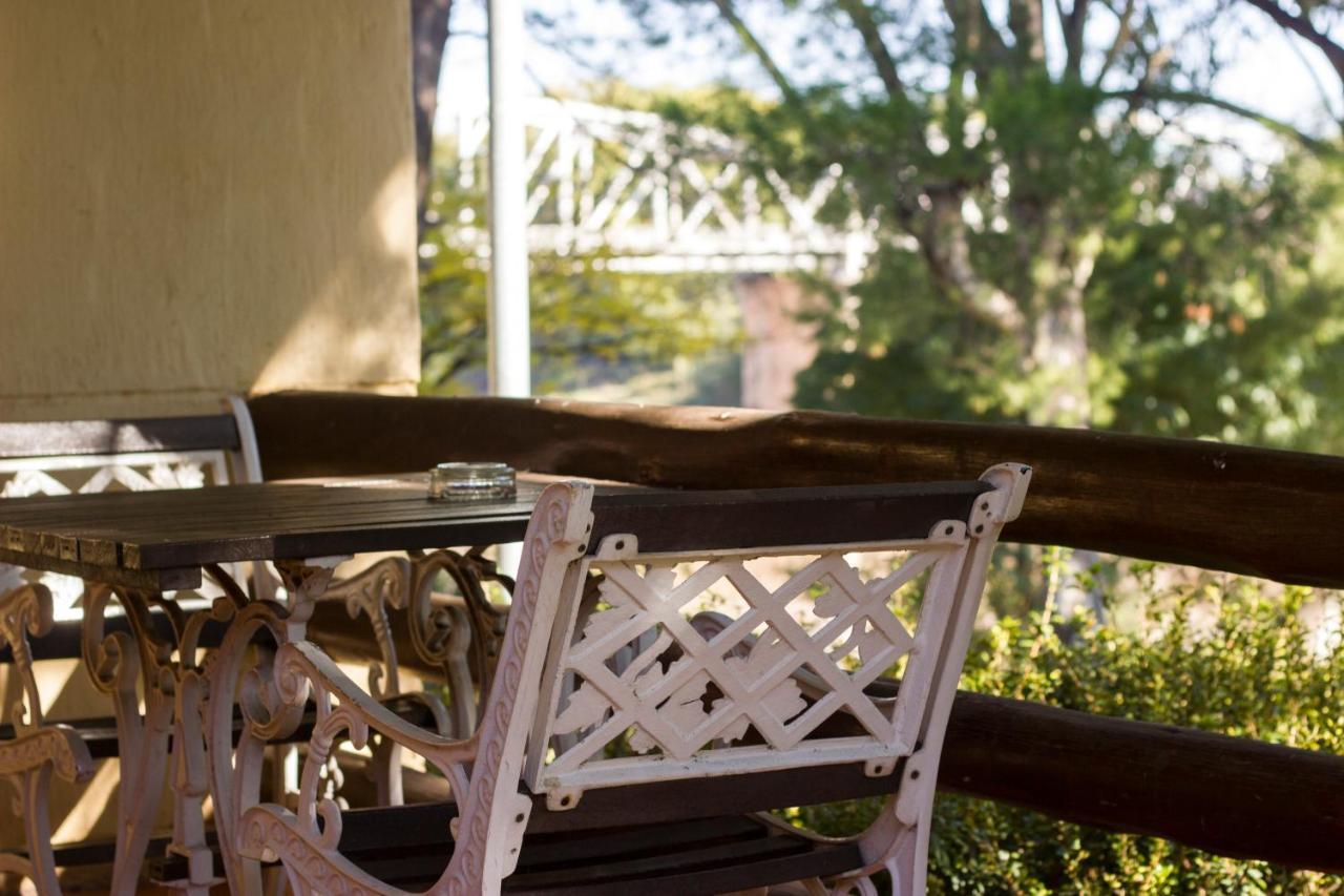 Riverside Lodge & Conference Center Aliwal North Exterior foto
